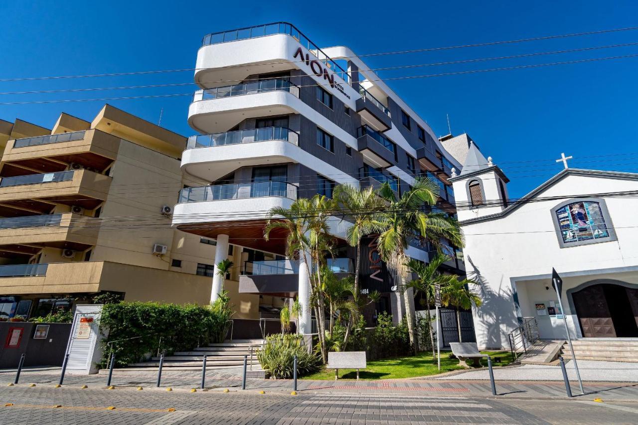 בומבינאס Confortavel Loft Em Condominio Com Piscina מראה חיצוני תמונה