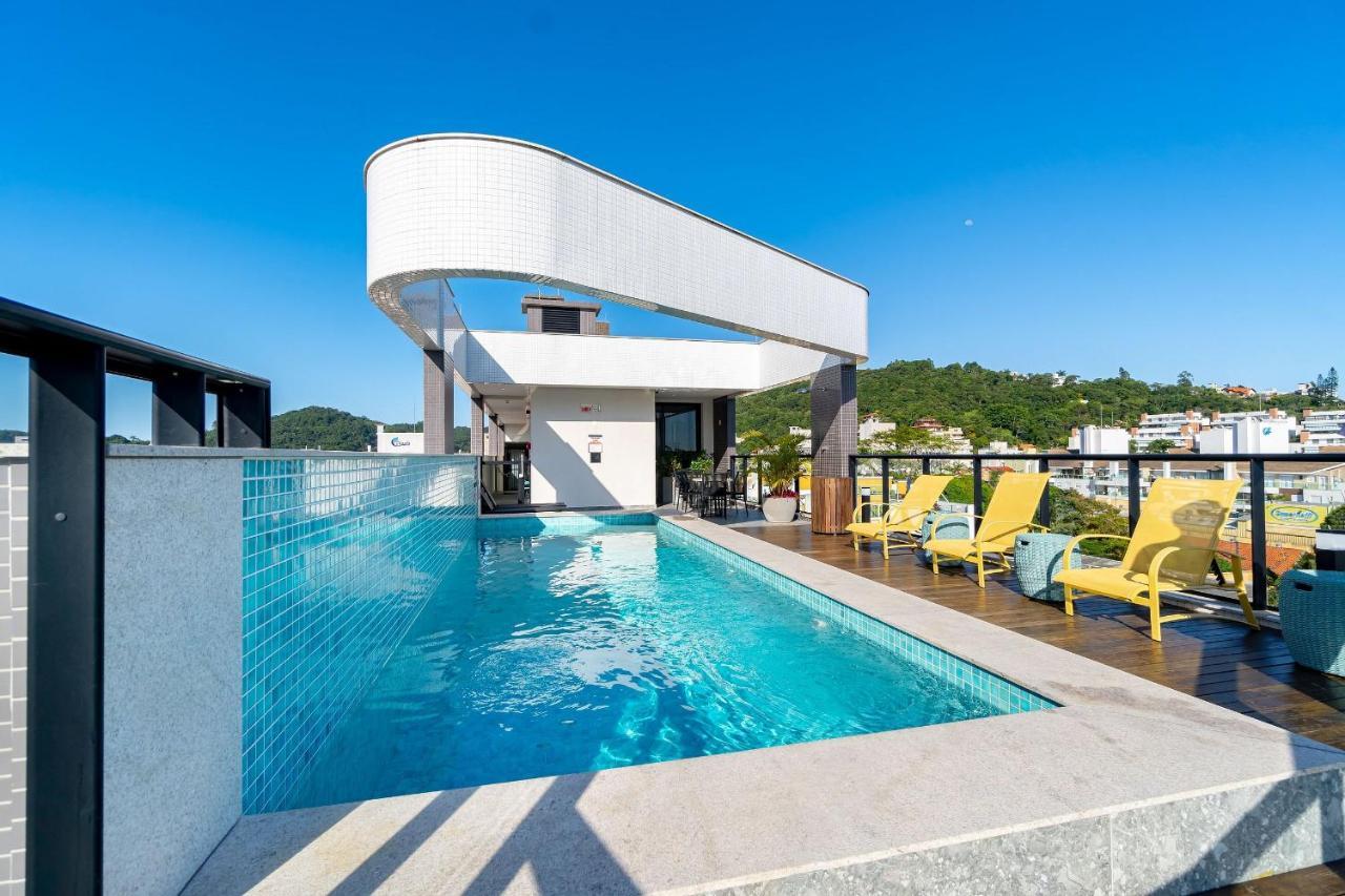 בומבינאס Confortavel Loft Em Condominio Com Piscina מראה חיצוני תמונה